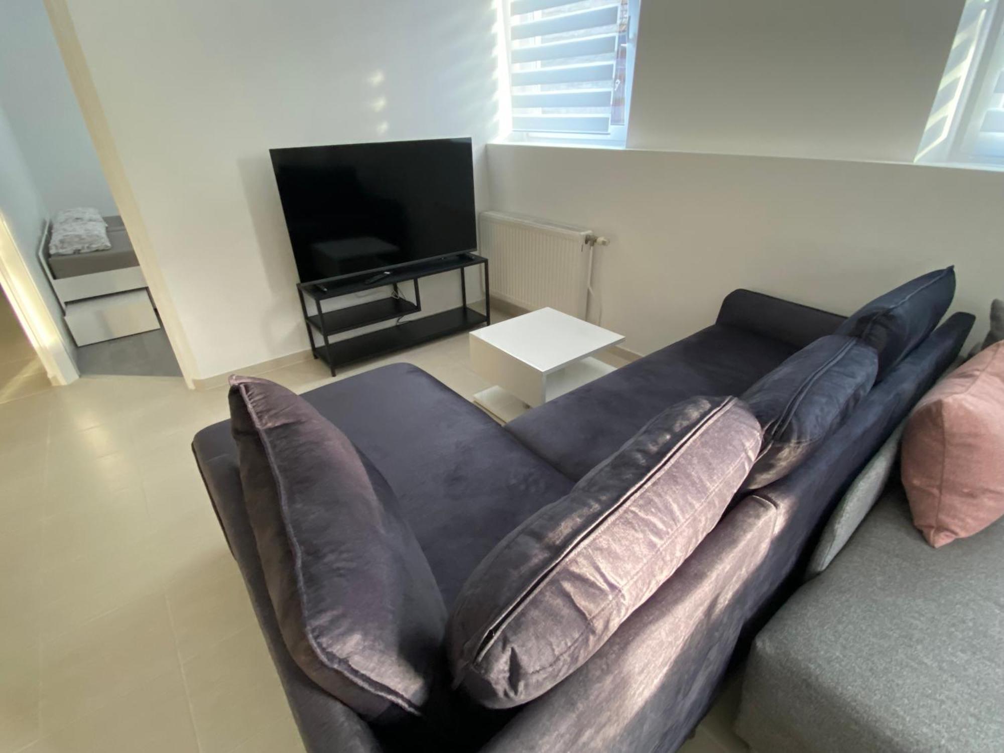 לוסטנאו Mia Apartment מראה חיצוני תמונה